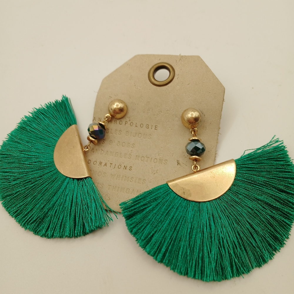 Anthropologie Emerald Green Fan Earrings with Gold Accents NEW WITH TAGS